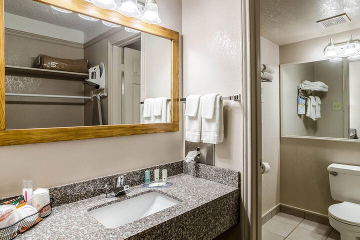 Quality Inn Buffalo