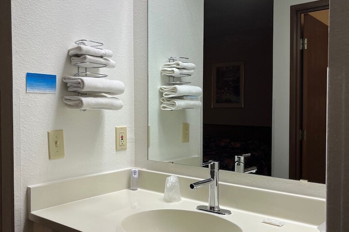 Room 36 of 54