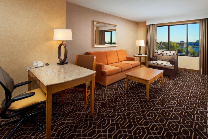 DoubleTree Suites by Hilton Anaheim Rsrt - Convention Cntr