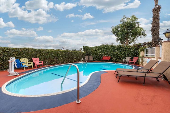 Pool 3 of 39