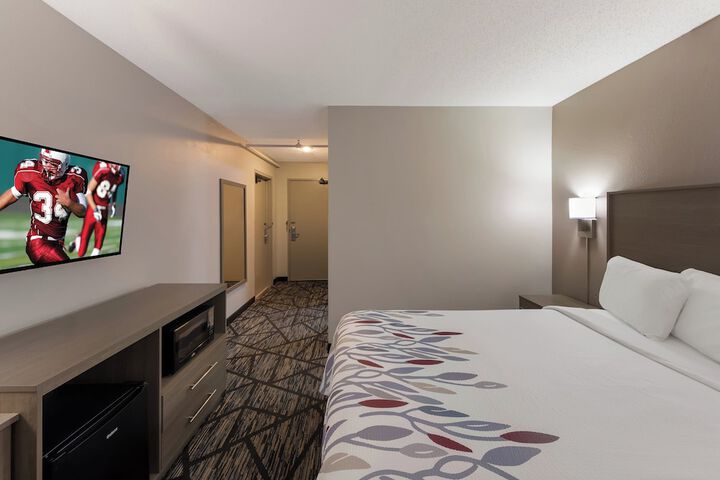 Room 11 of 29