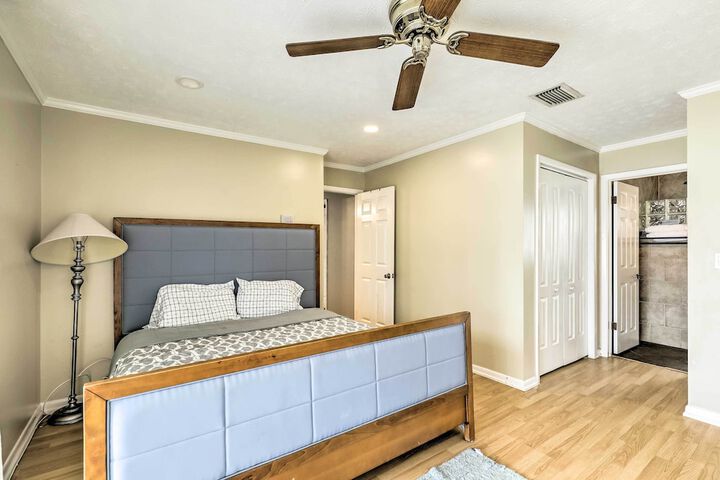 Apollo Beach Waterfront Retreat w / Boat Dock!