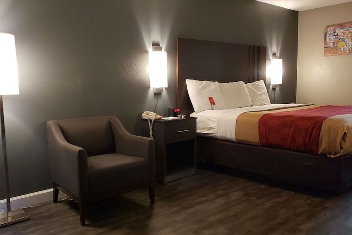 Room 15 of 29