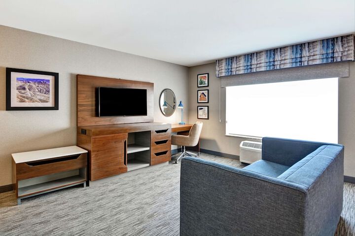 Room 11 of 40