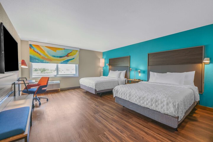 Room 28 of 41