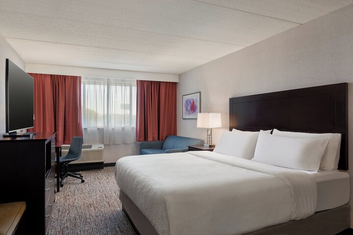 Garner Hotel Wadsworth by IHG