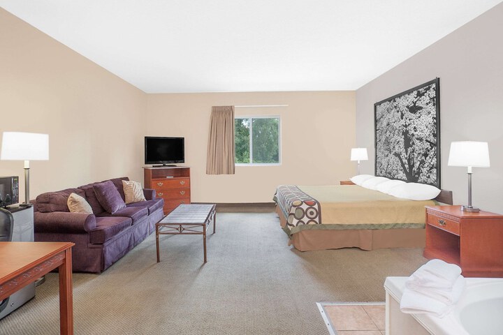Room 17 of 24
