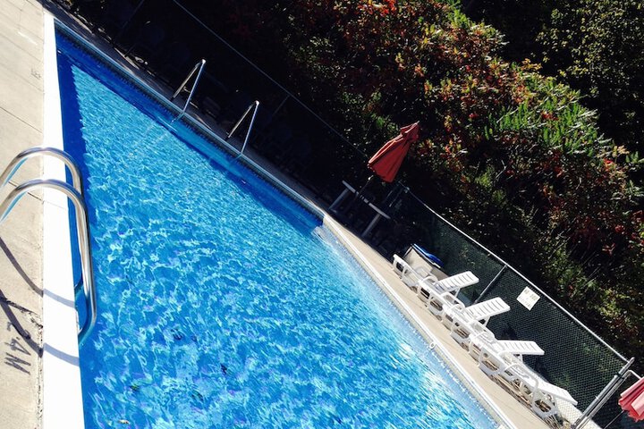 Pool 8 of 52