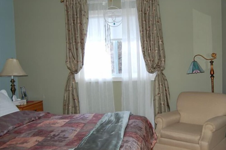 Room 11 of 22