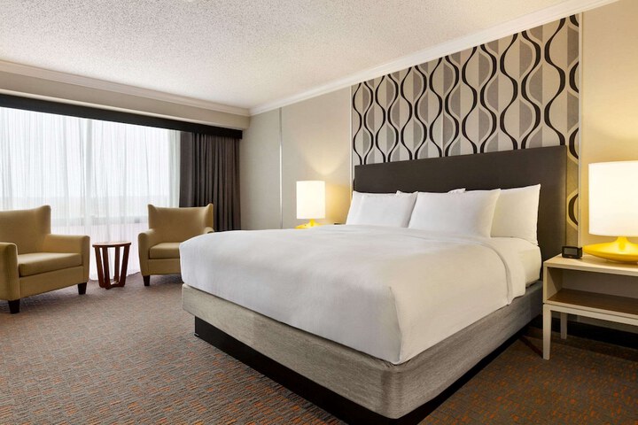 Wyndham Fort Smith City Center