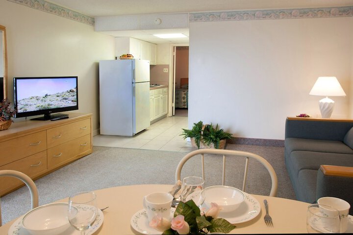 Room 17 of 40