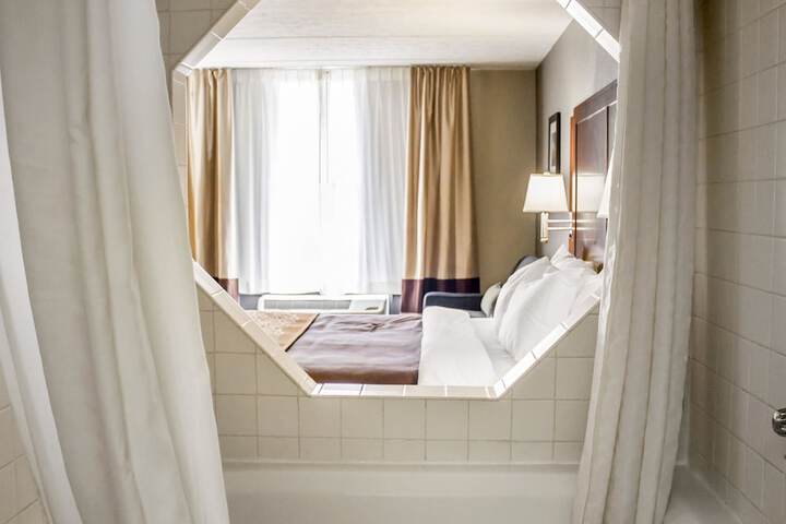 Room 40 of 57