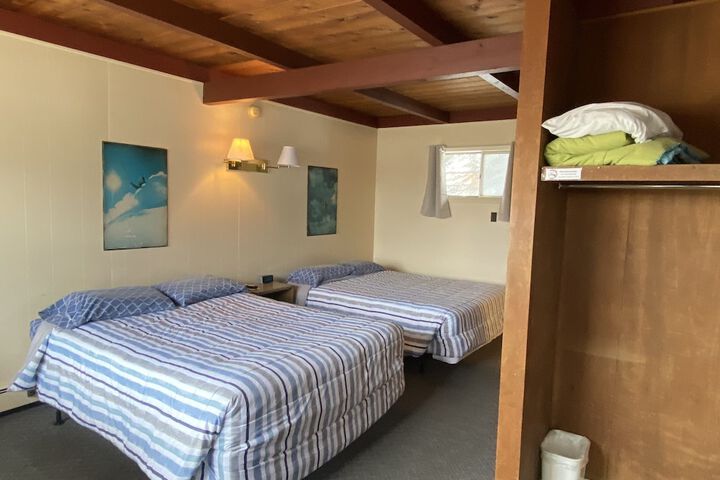 Room 12 of 30