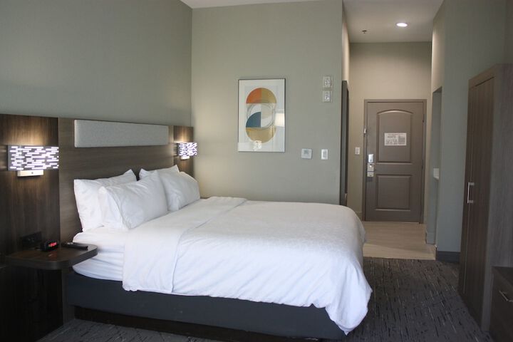 Holiday Inn Express Hotel & Suites Shamrock North by IHG