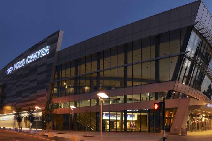 DoubleTree by Hilton Evansville
