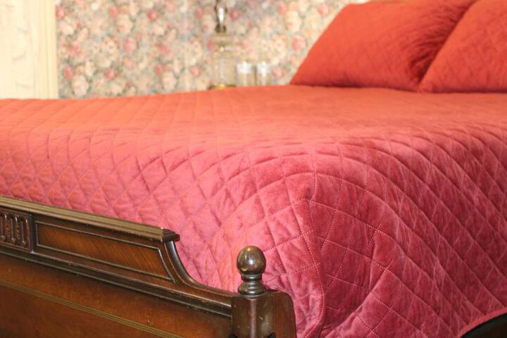 The Mays Place Bed and Breakfast