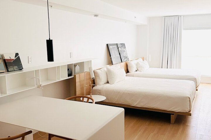 Room 128 of 159