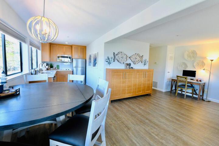 Royal Villa - Ocean View - Heated Pools - SEASCAPES BEST 1 BEDROOM - 3 BEDS - End Unit