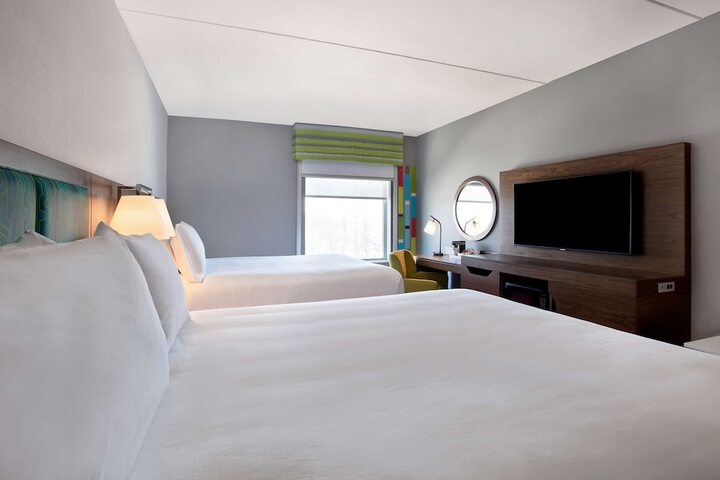 Room 12 of 44