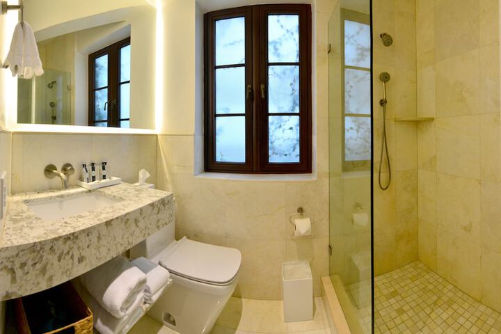 Hotel St. Michel