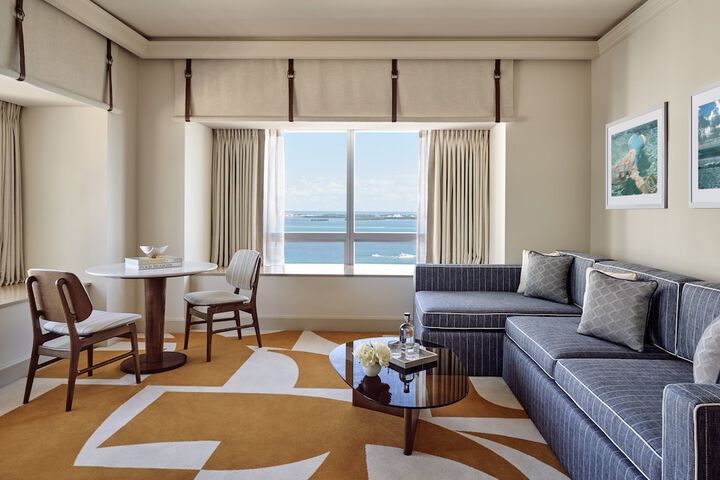 Room 44 of 60
