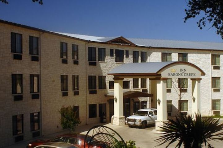 Inn on Barons Creek