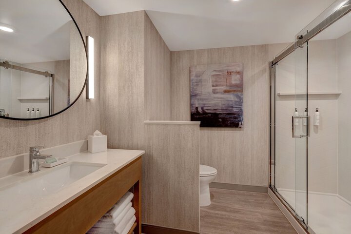 Room 15 of 40