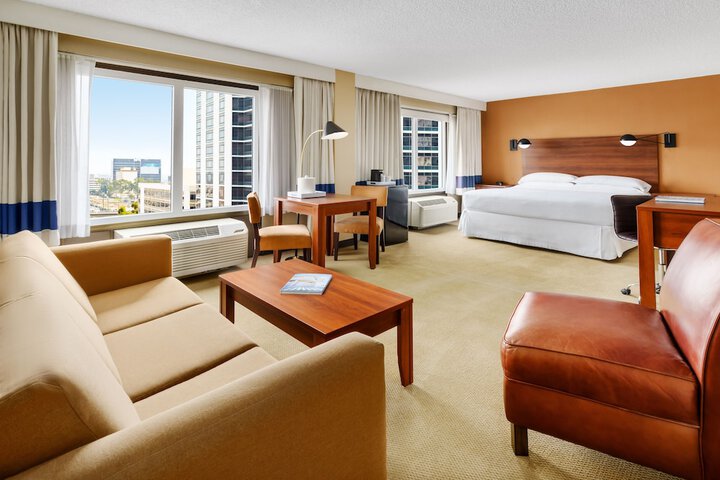 Room 41 of 67