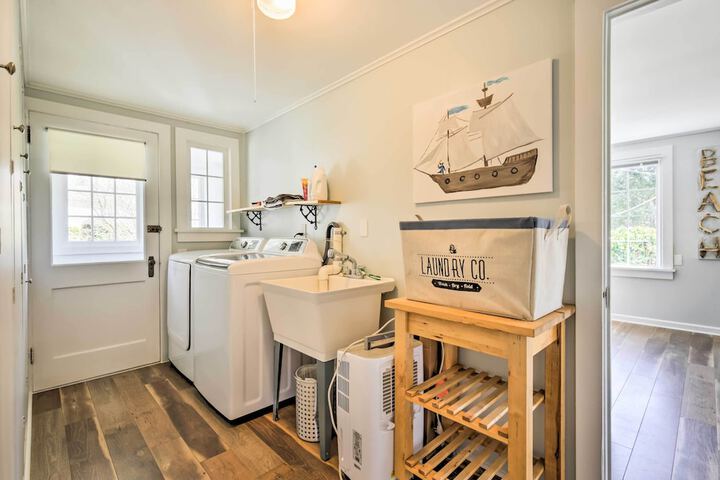 salty Dog Cottage in Netarts w / Deck