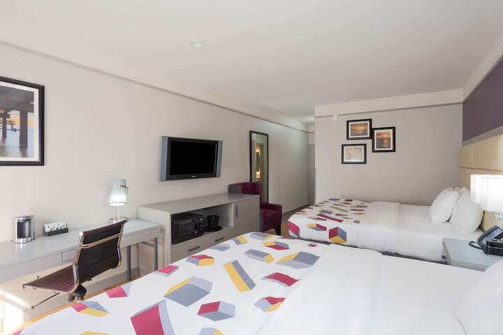 Room 18 of 29