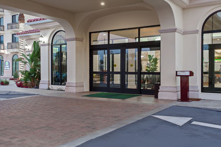 Hotel 15 of 75