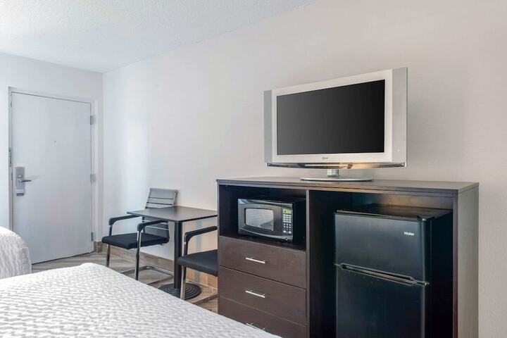 Room 22 of 57