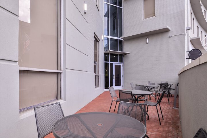 Holiday Inn Express New Orleans - Arts District by IHG