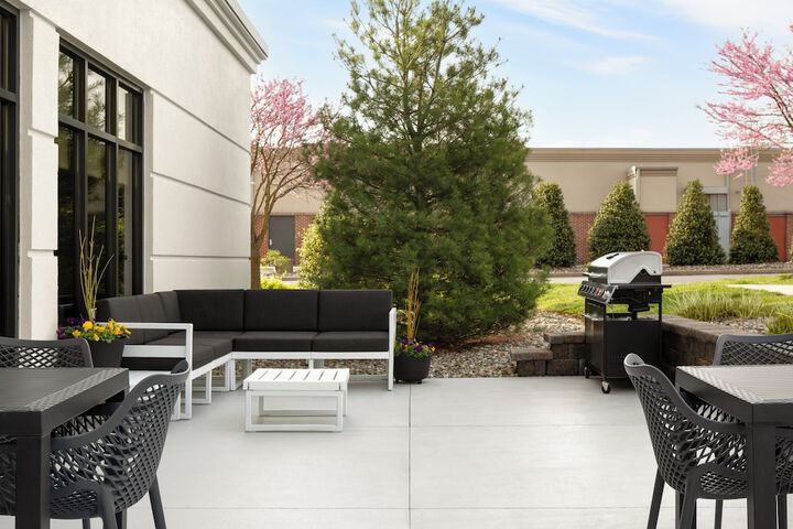 Hampton Inn & Suites York South