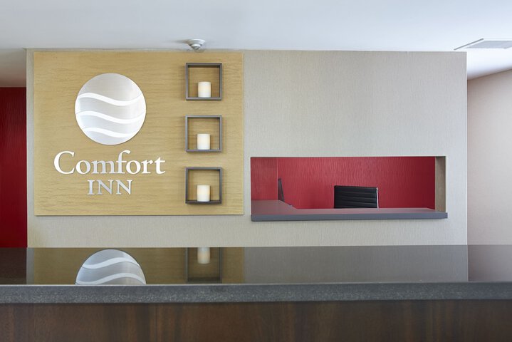 Hotel Interior 9 of 36