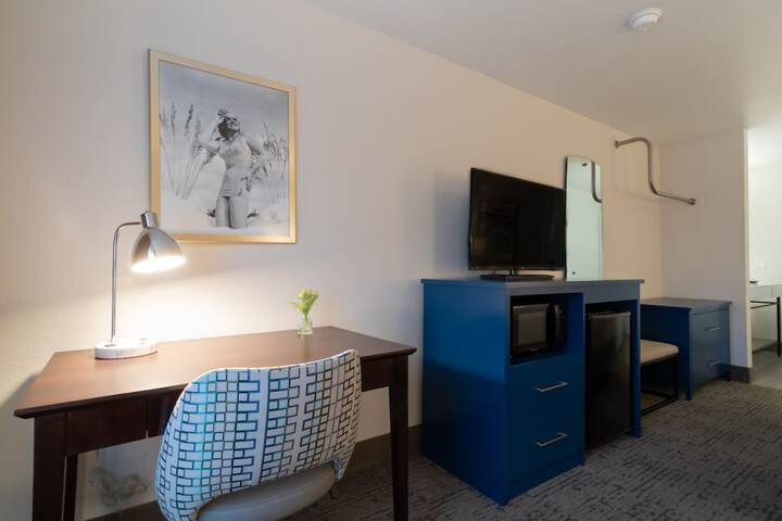Room 27 of 45
