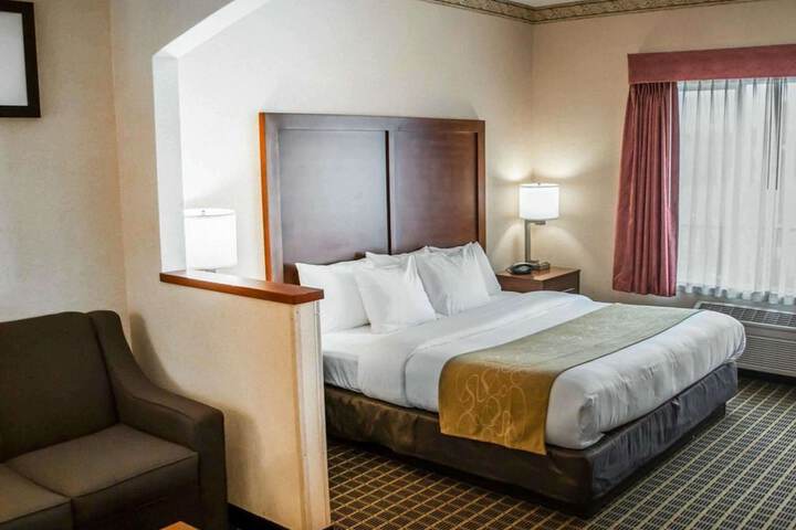 Comfort Suites Portland Southwest