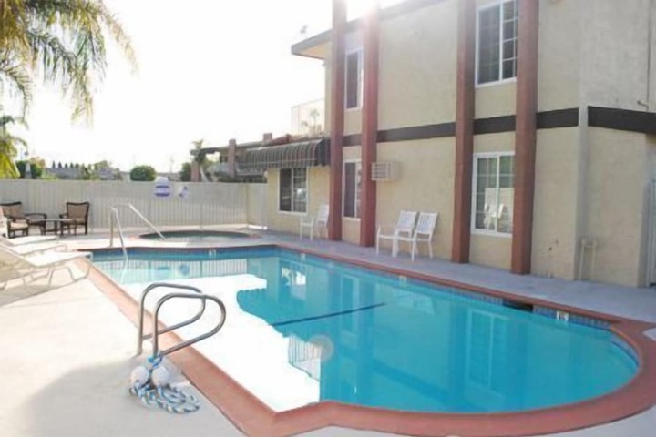 Pool 5 of 23