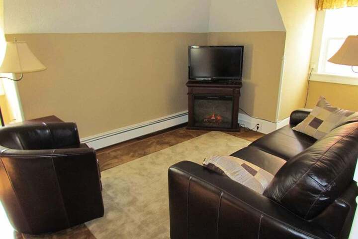 WATERSIDE EXECUTIVE SUITES