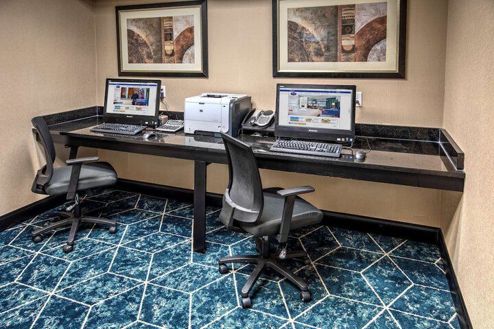 Business Center 24 of 24
