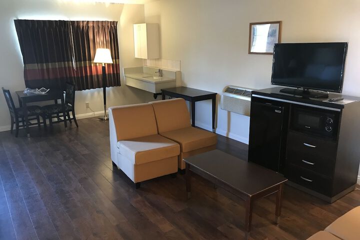 Manhattan Inn & Suites - LAX