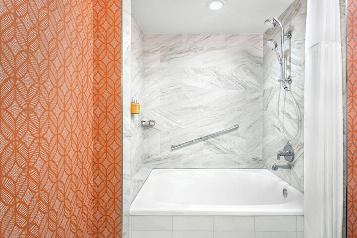 Hotel Colonnade Coral Gables Autograph Collection