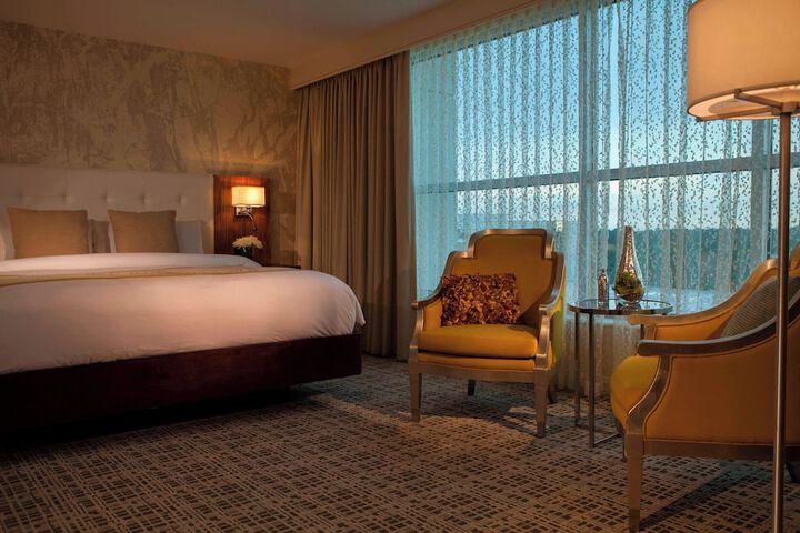 Renaissance Baton Rouge Hotel