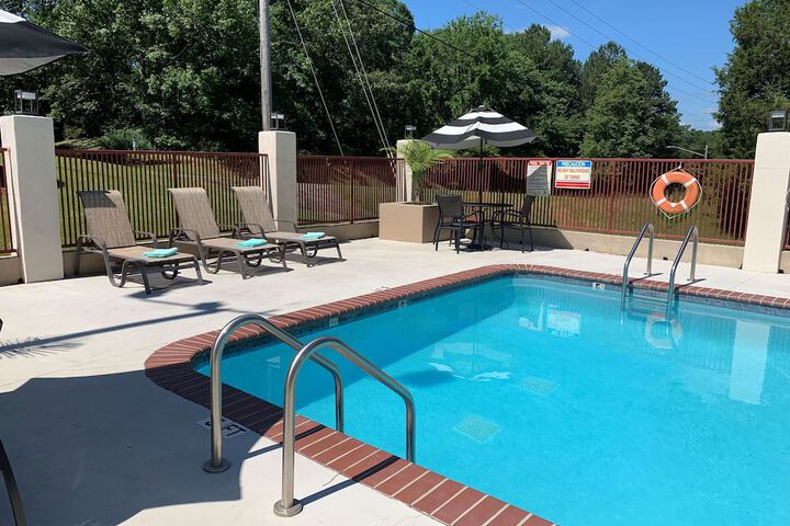 Pool 2 of 20