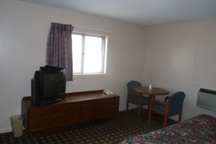 Manor Motel