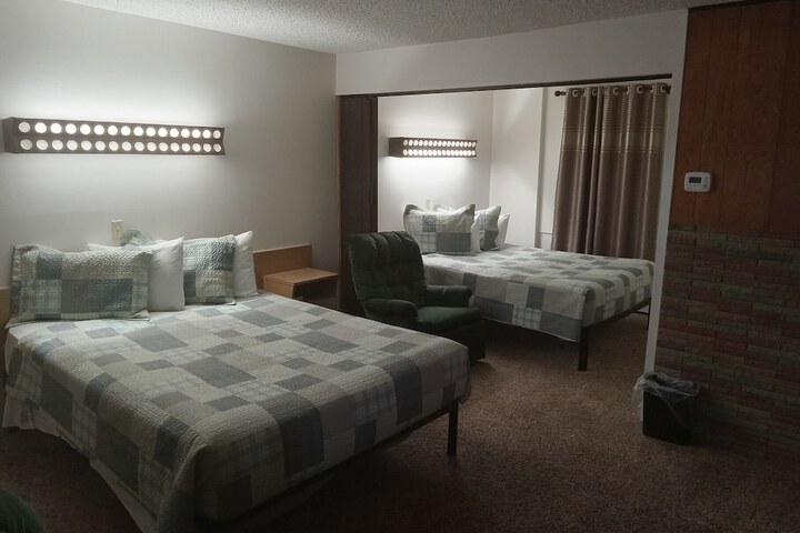Siesta Motel