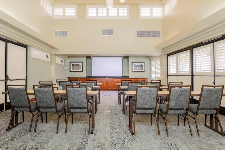 Courtyard by Marriott San Diego Del Mar / Solana Beach