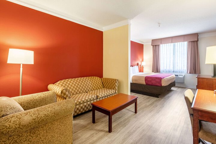 Room 20 of 23