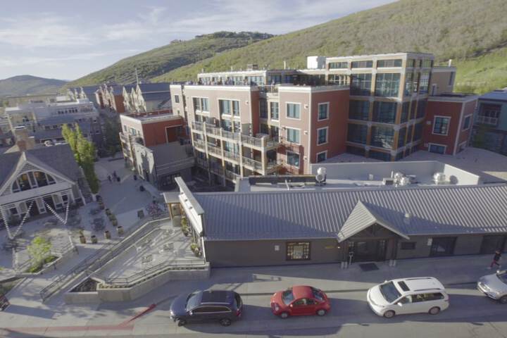 Hotel 5 of 57