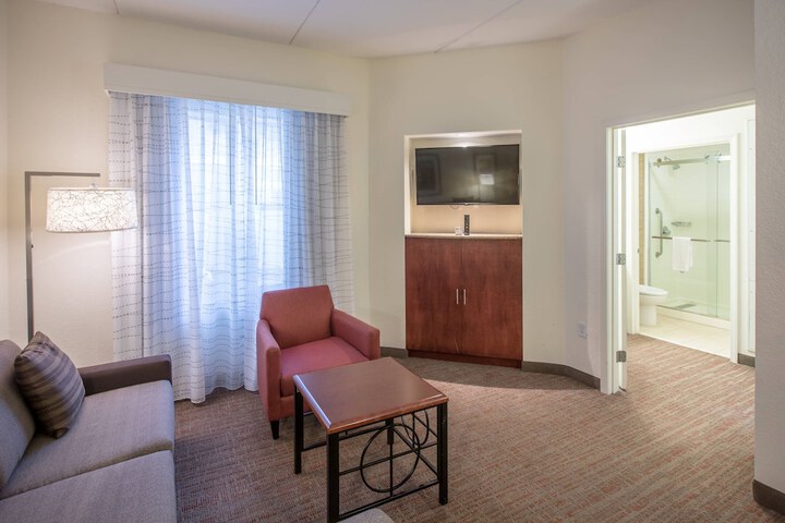 Room 69 of 106